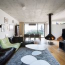 마당넓은 집 이미지