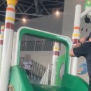 파라다이스 수영장 이미지