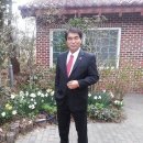 나리와꽃창포 이미지