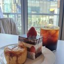 크림브륄레 플랑이 맛있는 내돈내산 어퍼앤언더 후기ㅣ신논현역 대형카페