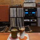 바바아시(babaasi) | 아차산 카페 LP 음악이 매력적인 카페 바바아시 Babaasi