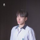 펜스 너머로 가을바람이 불기 시작해 이미지