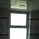 최상층 욕실 미닫이 창 결로 공사 이미지
