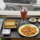 자매떡볶이 충장로점 | 캔모아 충장로2호점 · 추억의 생크림 식빵과 생과일주스