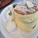 콰이어트그레이 | 대구 달서구 대곡동 수목원 옥상 테라스가 있는 수플레 팬케이크 맛집 대형 카페 [콰이어트그레이]