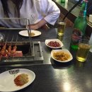 나는 다시 커다란 품에 안겨,