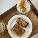 솔티위티 | 마산동카페_바나나푸딩부터 크럼블까지 디저트가 맛있는 애견동반 김포카페,솔티위티