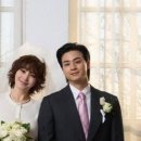 김혜수, 11살 연하 김지훈과 실제 부부인 줄…다정한 웨딩 화보 공개﻿ 이미지