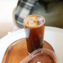 AnYu | 뚝섬역카페 : 햇살 좋은 성수동 「카페 아뉴 Cafe Anyu」