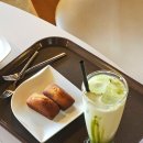 달이 비추는 곳 | 창원바다뷰카페 창포리카페 고성바다뷰카페 창포리맛집 달뜨는비오리