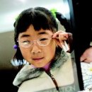 까만눈안경 이미지