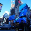 뉴욕 타임스퀘어 삼성 갤럭시 S8 점령 이미지