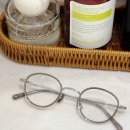 어크루 델프트 (ACCURE DELF) 초고도근시를 위한 가볍고 예쁜 최적의 안경 - 영등포구 신길동 안경