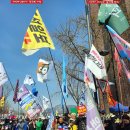 2025.04.04(금) 10:00 윤석열 파면선고 방송 생중계 안국역 6번출구 이미지