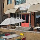 [안양] 동편마을 프랑스 감성 야외 테이블 애견동반 카페 '꼬뜨 몽마르뜨' 내돈내산 후기
