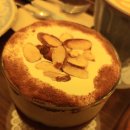 [연남동/라떼.아인슈페너아몬드모카.얼그레이크림파운드] 카페 클로이 인 패리스(cafe Chloe in paris)