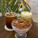 순천스크린 | 순천 신대 카페 리리커피로스터리 디저트 티라미수 케이크 맛집 솔직후기