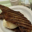 후스인더하우스 이미지