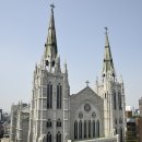 서울 지역 대형 교회 예배당 12곳을 사진에 담았다 이미지