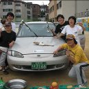 사람들과 자동차 이미지