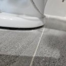 씨유 창원토월성원점 | 창원시 성산구 토월성원아파트 변기 백시멘트재시공, 흔들리던 변기 완벽 고정!