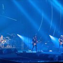 푸른 달 이미지