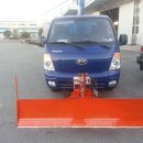 4륜봉고에 장착한 제설기와 크레인 입니다. 이미지