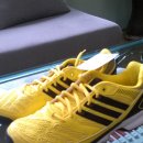 아디다스 신상 배드민턴화 260미리 새상품 팔아요 . 이미지