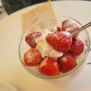 더 아이스크림 | 부산연산 토곡 카페 추천🔥 딸기요거트 아이스크림 미쳤다… 더웨이닝커피 후기