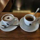 The51 | 연희동 카페 에스프레소바 유닉커피로스터스 방문 후기 The most classic coffee