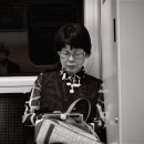 A woman in the subway 이미지