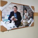‘대통령 부부 갤러리’ 된 충북도청…“액자 1개에 20만원 들여” 이미지