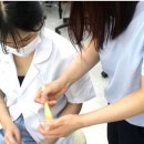 미용하는 남자 이미지