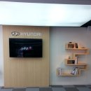 레드하단 현대자동차 부스2층 휴게실 이미지