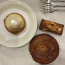 라운드앤드 | 덕수궁 정동길 카페 "라운드앤드" 솔직 후기: 맛있는 바닐라 타르트, 베이커리, 크림 카라멜 밀크티