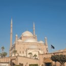 골목시장~새벽시장 횡단보도 | [공지] 이집트 여행 2일차 솔직후기 카이로 성채·칸 엘칼릴리 시장 기억에 남는 일상