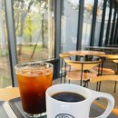 밍밍하우스 | 영종도 베토벤 하우스 카페 방문기｜감성 건축과 넓은 공간, 베이커리 솔직 후기까지