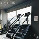 더짐180도