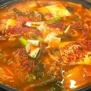 쌈싸먹는김치찌개자매식당