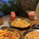 우진인쇄소 | 충무로 맛집 로스트 템플 팟타이 볶음밥 핫야이 치킨 분위기 좋은 동남아 음식점