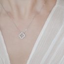 빛나디자인광고 | 제이에스티나 클로비아 컬렉션 CLOVIA 아이유 목걸이 귀걸이 화이트데이선물 후기