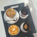 커피화이트컵 이미지