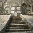 영국군 설마리전투비 이미지