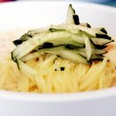 여름철 입맛당기는 콩국수~ 점심메뉴로 강추~~ 이미지