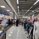 든든한 푸드 플러스 | ​🛒 아쉬운 홈플러스 시화점 폐점 할인 고별전! 텅 빈 매대 속 알찬 득템 후기 (feat. 롯데리아)