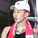 [박재범] 오늘자 머리 많이 기른 월드컵 거리응원 박재범 이미지