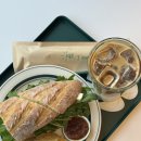 이스트핸즈(낚시터고양이) | 대구 침산동 맛집 브런치카페 “이스트라이트” (메뉴, 주차)