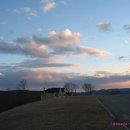 언덕위의 하얀집 이미지