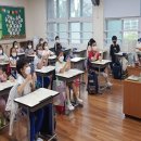 수어 손으로 말해요 이미지