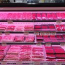 돼지잡는농부 이미지